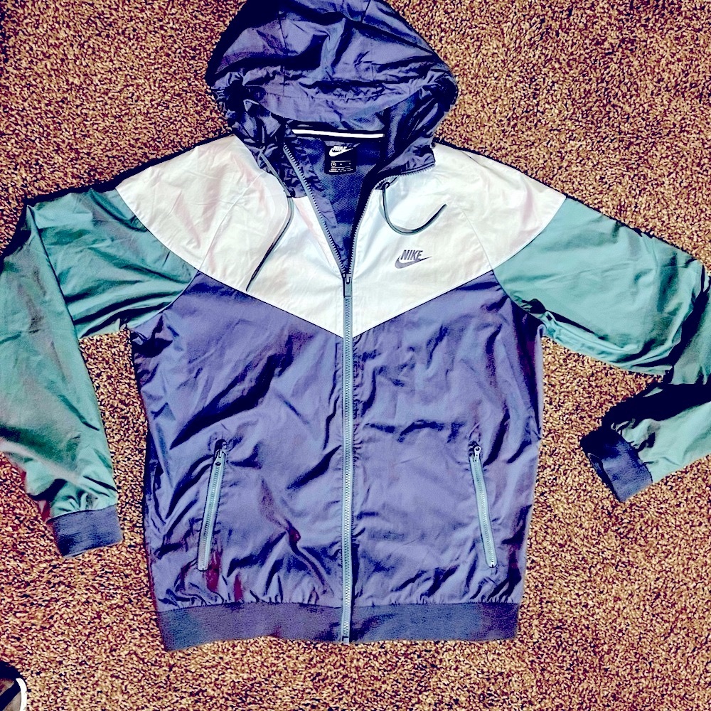 Nike Windbreaker mens medium. Like new